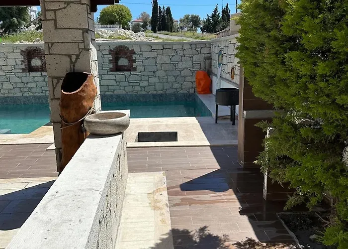 Detached House With Pool In Alacati فيلة Çeşme