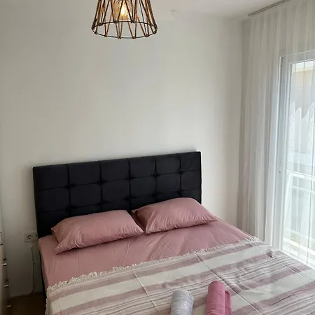 Villa Detached House With Pool In Alaçatı