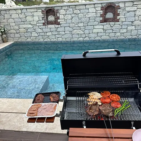 Detached House With Pool In Alacati * Çeşme